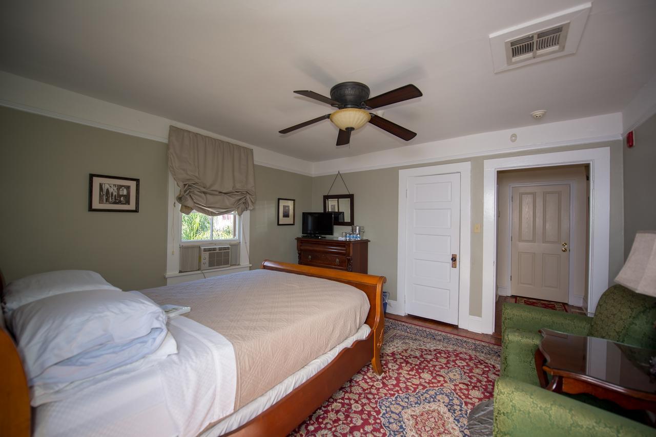 Maison De Macarty Bed & Breakfast New Orleans Exterior photo