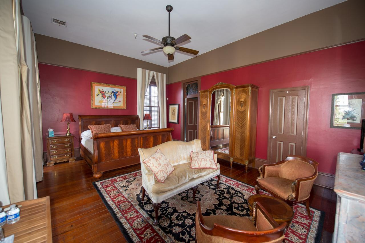 Maison De Macarty Bed & Breakfast New Orleans Exterior photo