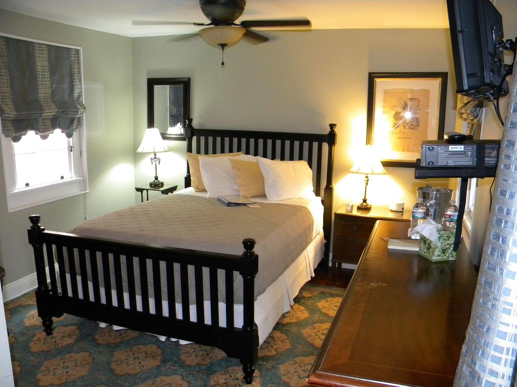 Maison De Macarty Bed & Breakfast New Orleans Exterior photo